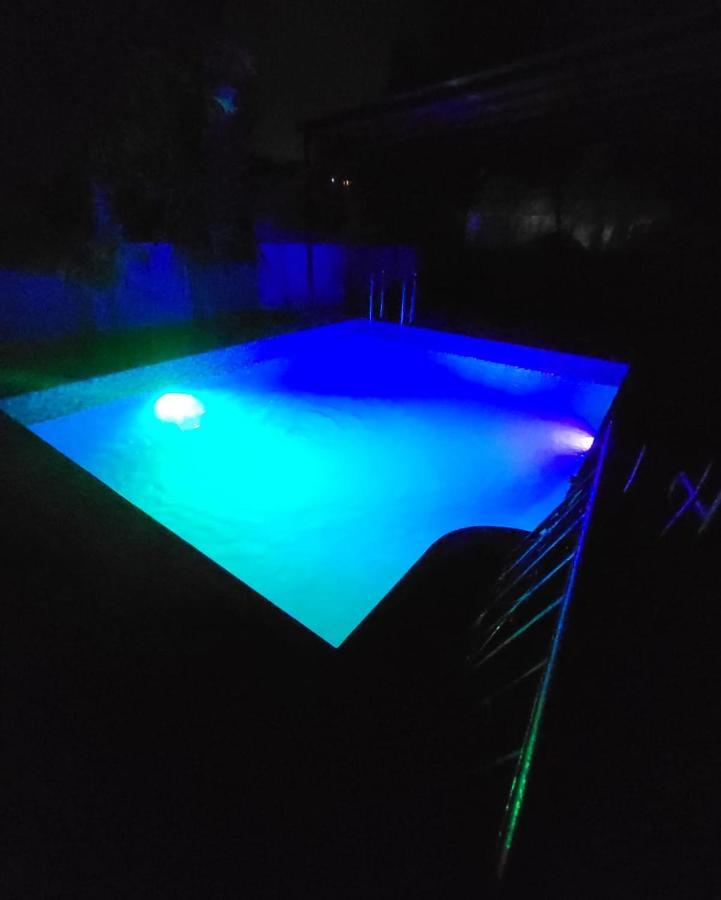 The Perfect Stays- Lal Mahal Villa With Disco Pool Lonavla Zewnętrze zdjęcie