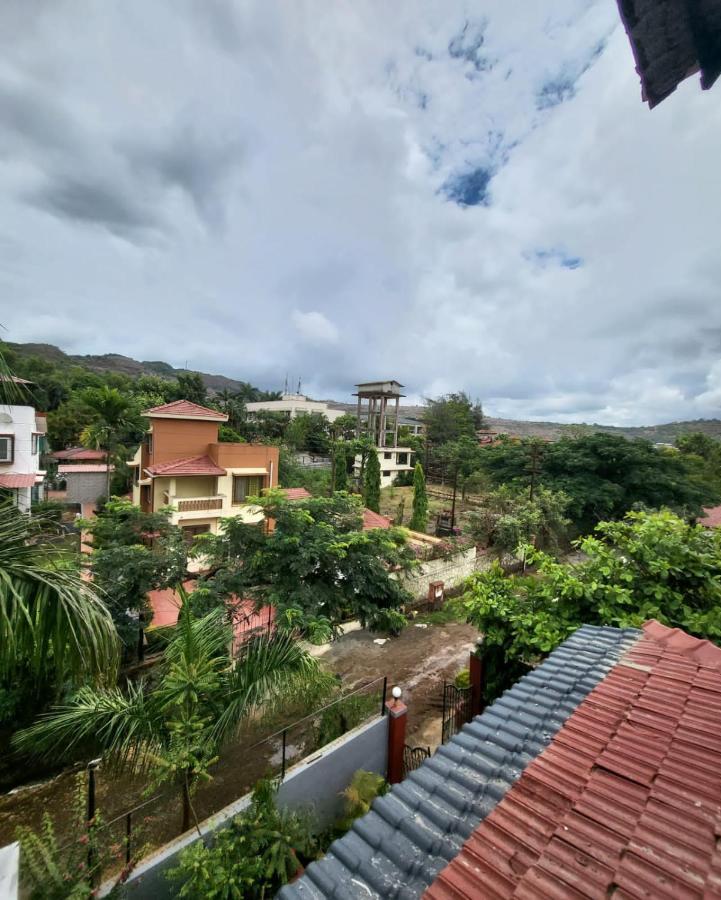 The Perfect Stays- Lal Mahal Villa With Disco Pool Lonavla Zewnętrze zdjęcie